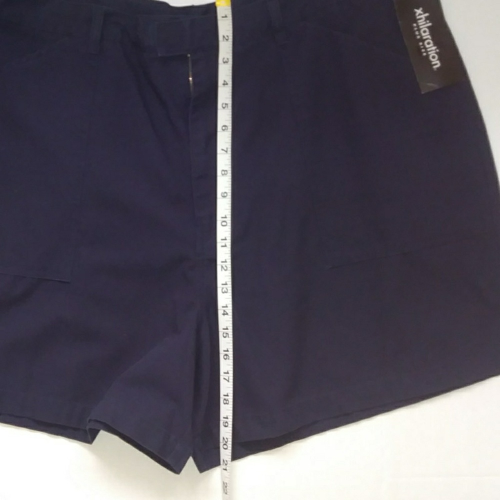 NWT❗ Xhilaration Shorts - Picture 3 of 6